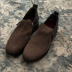 Munro Comfort Loafers Shoes Brown Nubuck Embossed